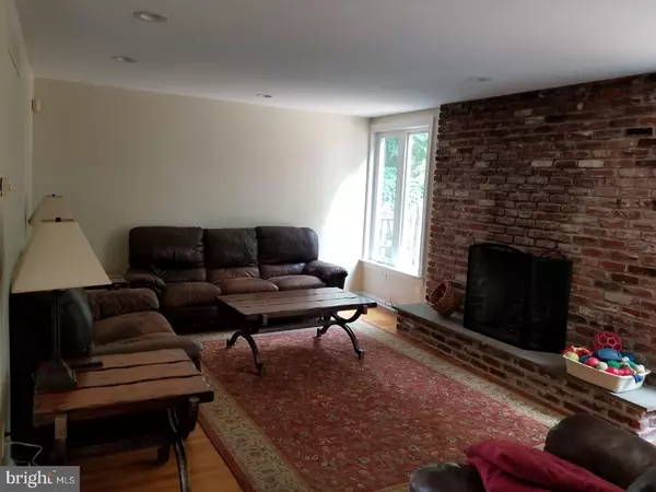 Ambler, PA 19002,930 SUSQUEHANNA RD