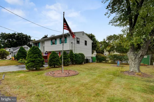 Spotswood, NJ 08884,655 OLD STAGE RD