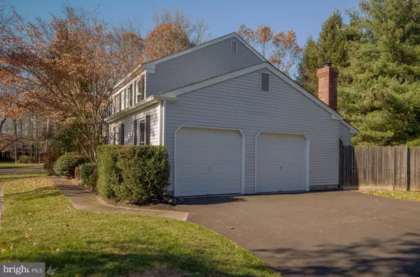 Lawrence Township, NJ 08648,2 KNOX CT