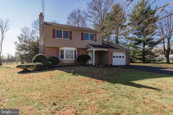 76 VALLEY VIEW DR, Fountainville, PA 18923