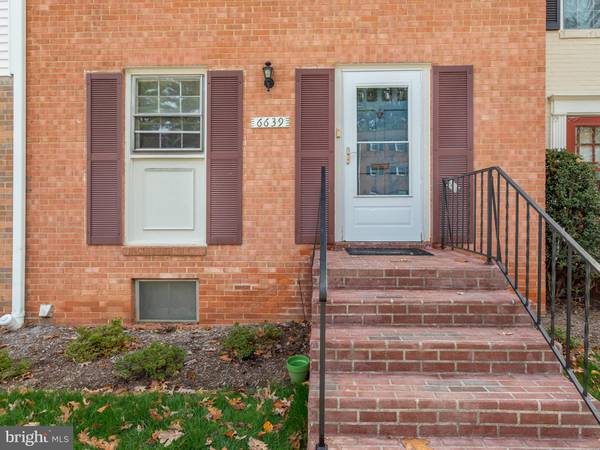 6639 BURLINGTON PL, Springfield, VA 22152