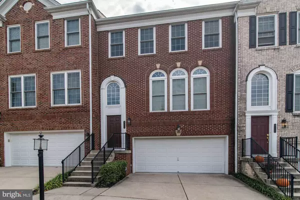 Lorton, VA 22079,8175 PASTURE ROSE CT