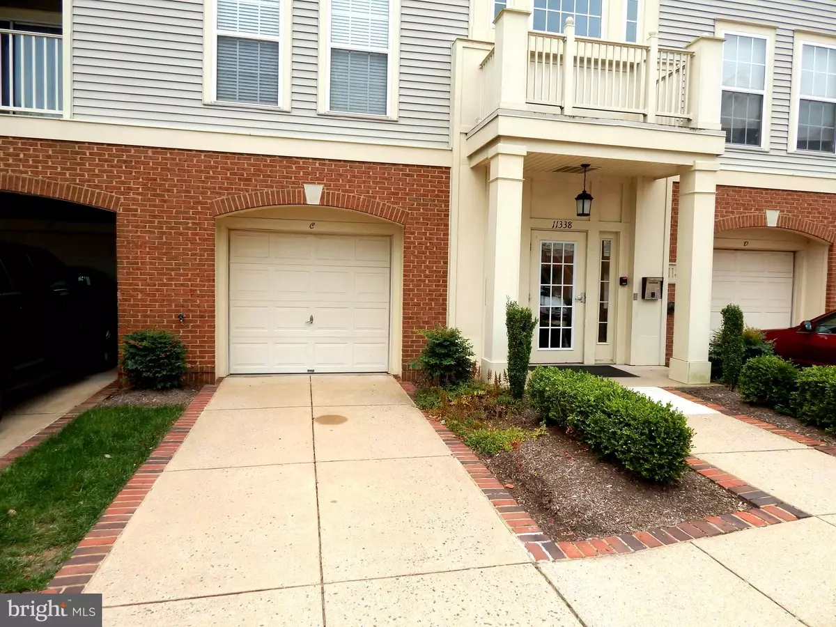 Fairfax, VA 22030,11338 WESTBROOK MILL LN #301