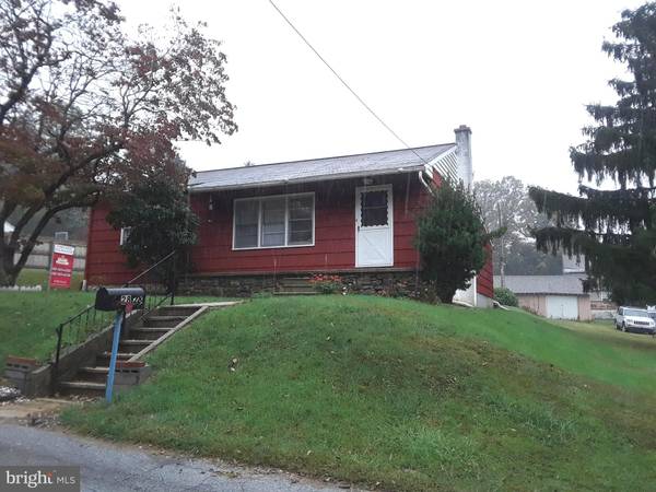 28 LINDEN ST, Coatesville, PA 19320