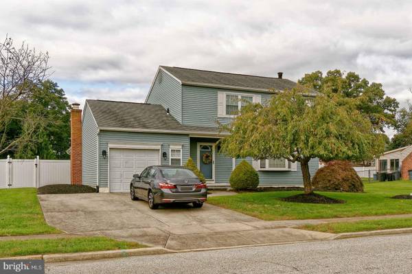 15 MIDILI DR, Waterford Works, NJ 08089