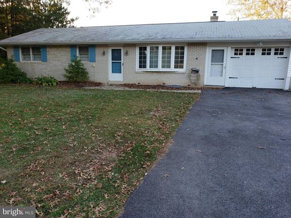 243 MUMPER LN, Dillsburg, PA 17019