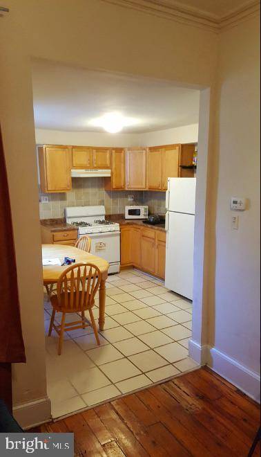 Philadelphia, PA 19104,416 N SAUNDERS AVE