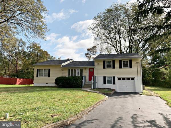 2635 COLMAR AVE, Bensalem, PA 19020