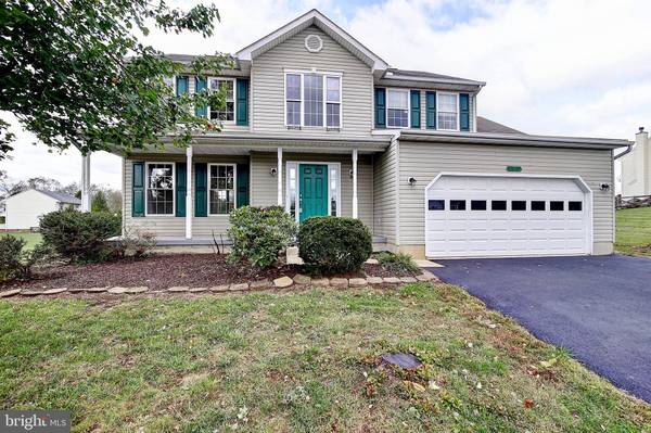 7 VICEROY, Falling Waters, WV 25419