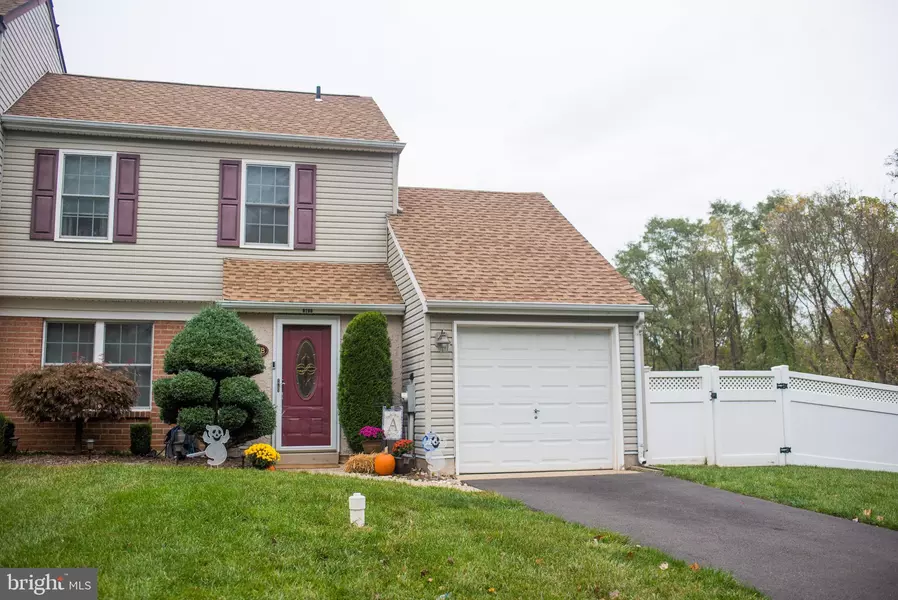 6708 MAYFLOWER DR, Bensalem, PA 19020