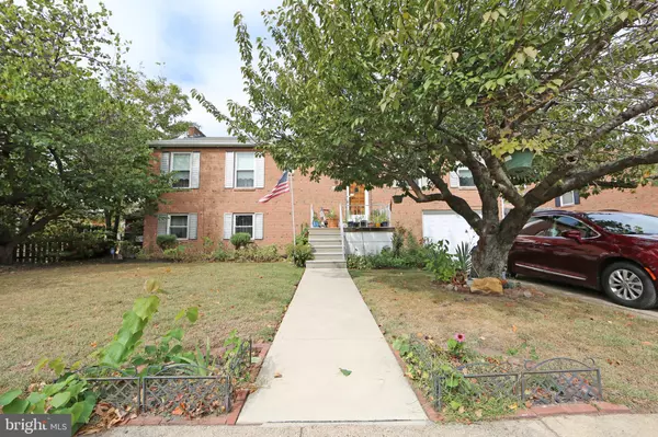 Philadelphia, PA 19142,6931 WAXWING PL