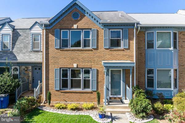 2880 YARN CT, Falls Church, VA 22042