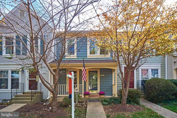 6305 CHIMNEY WOOD CT, Alexandria, VA 22306