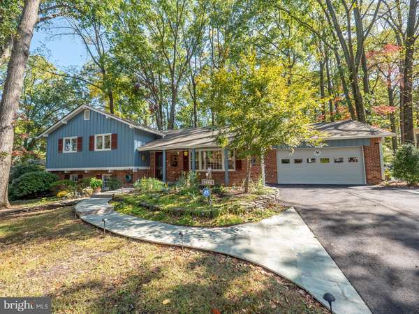 3417 BARGER DR, Falls Church, VA 22044