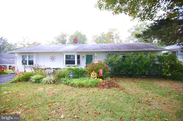 21 GOODTURN RD, Levittown, PA 19057