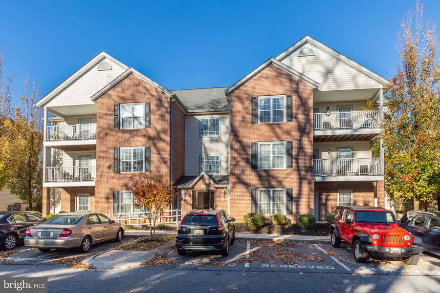 32 BELLA VITA CT #2B, Westminster, MD 21157