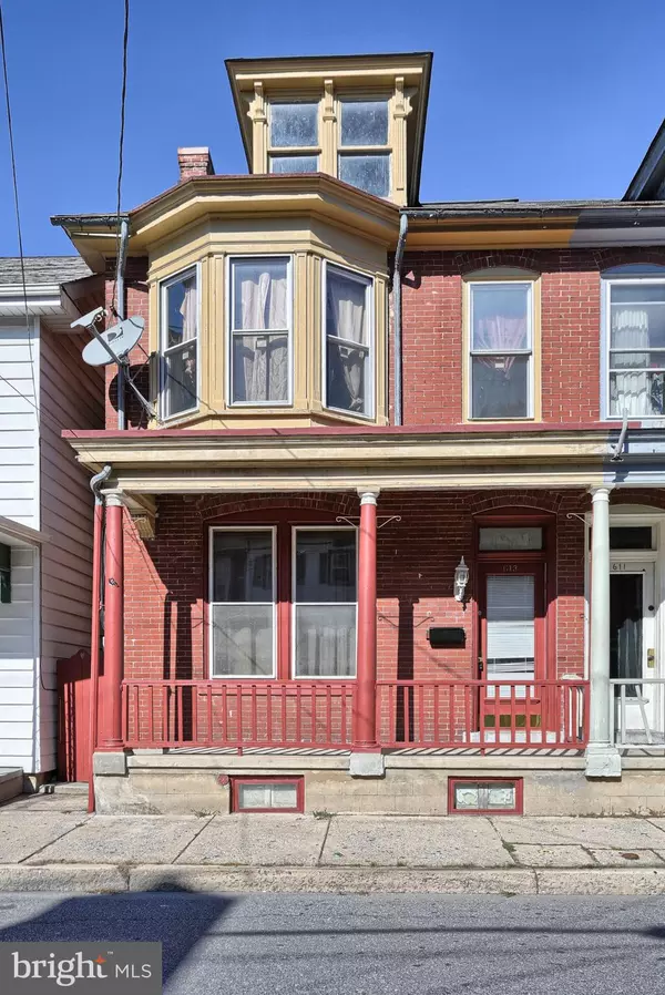 613 CANAL ST, Lebanon, PA 17046