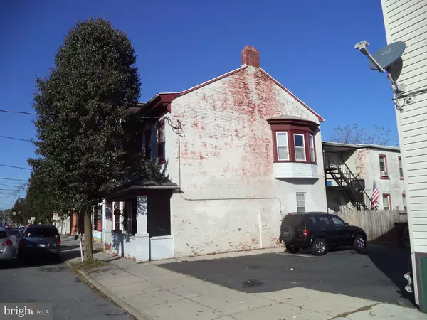 Lebanon, PA 17042,907 CHESTNUT ST