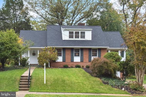 1003 DEWOLFE DR, Alexandria, VA 22308