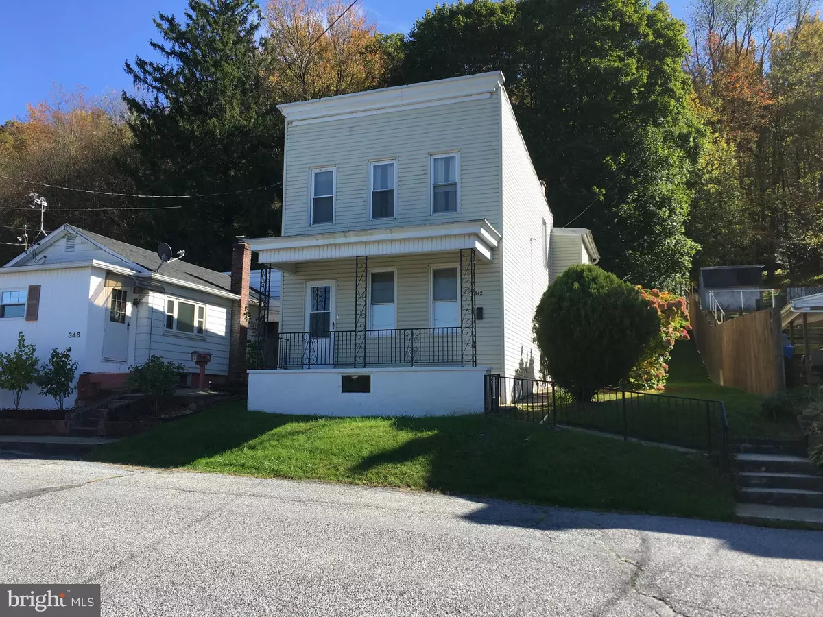 Pottsville, PA 17901,342 E SAVORY ST