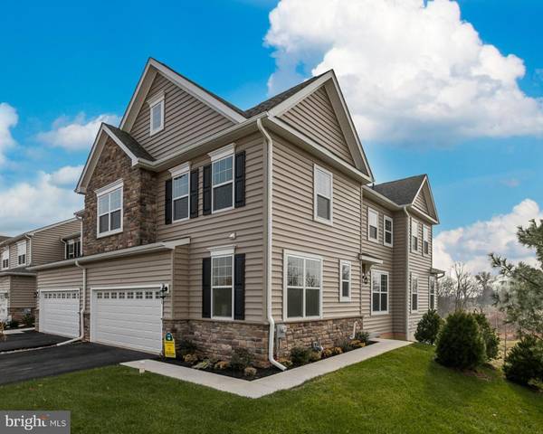 32 AUBREY CIR, Royersford, PA 19468