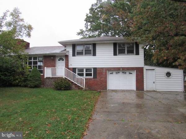 76 ADALISA AVE, Gibbstown, NJ 08027