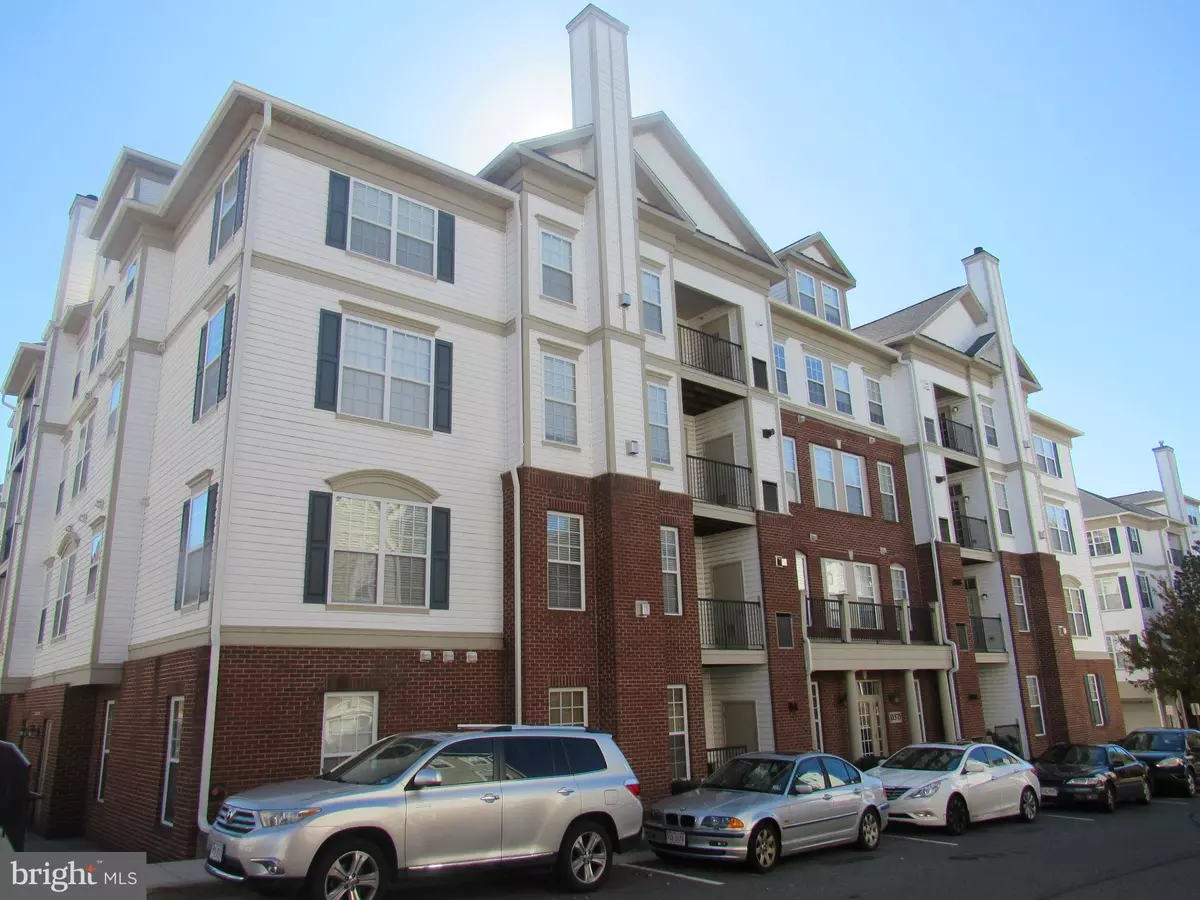 Fairfax, VA 22030,11575 CAVALIER LANDING CT #303