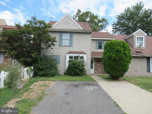 109 PRESIDENTIAL DR, Sicklerville, NJ 08081