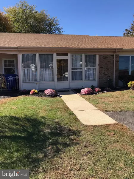 117 HUNTINGTON DR, Southampton, NJ 08088