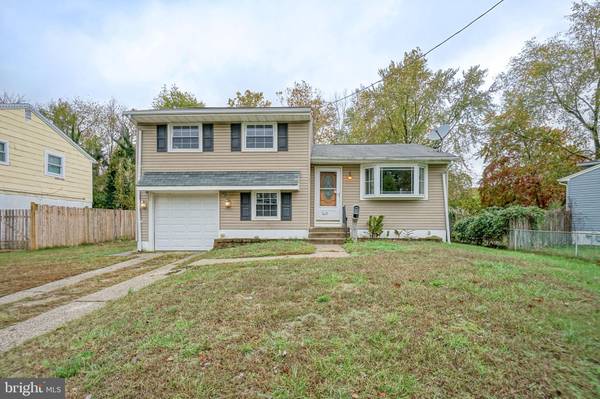 2021 S WINTHROP AVE, Clementon, NJ 08021