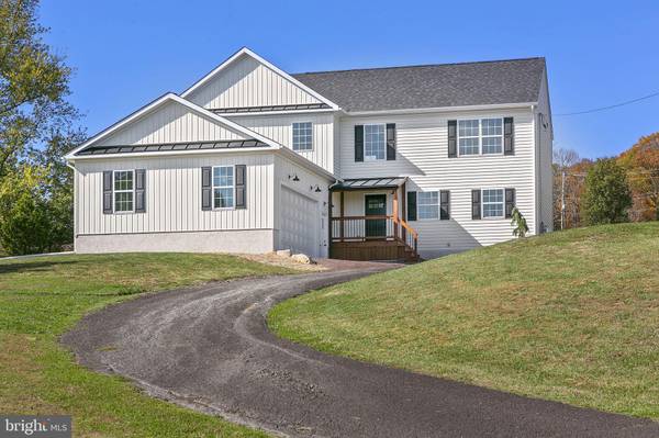 15 HUNSBERGER RD, Telford, PA 18969