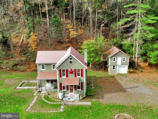 132 GEARY WOLFE RD, Pine Grove, PA 17963