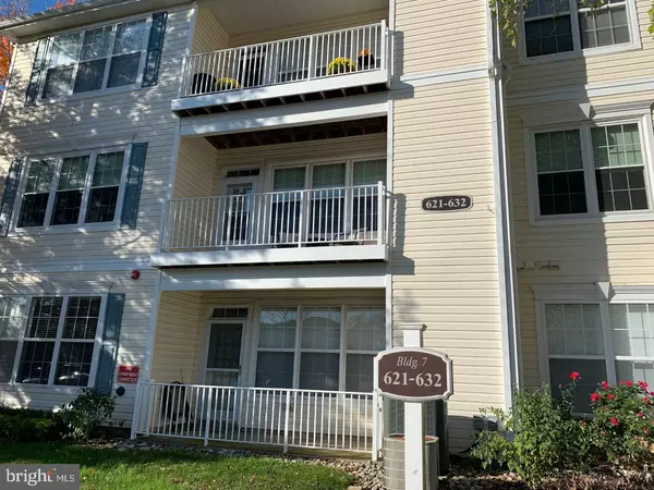 Englishtown, NJ 07726,625 SAINT ANDREWS PL