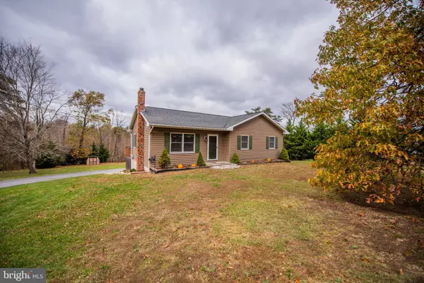 Berkeley Springs, WV 25411,71 BENNETT LN