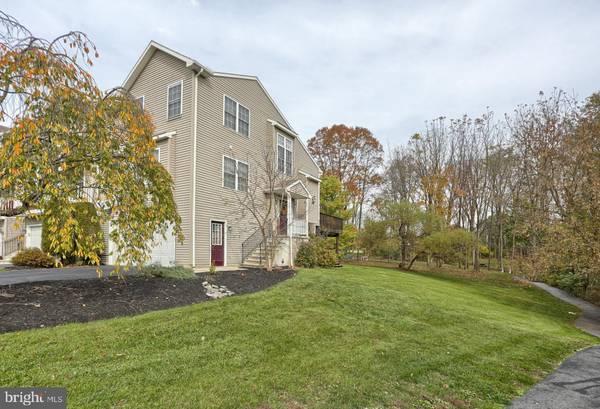 Annville, PA 17003,108 WOODSIDE CT