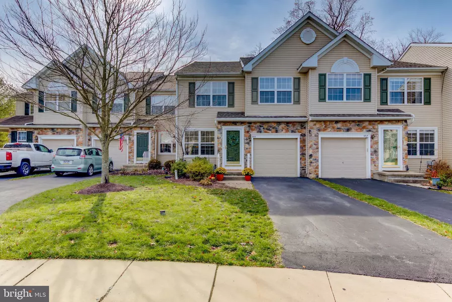 3715 HONEY LOCUST DR, Phoenixville, PA 19460