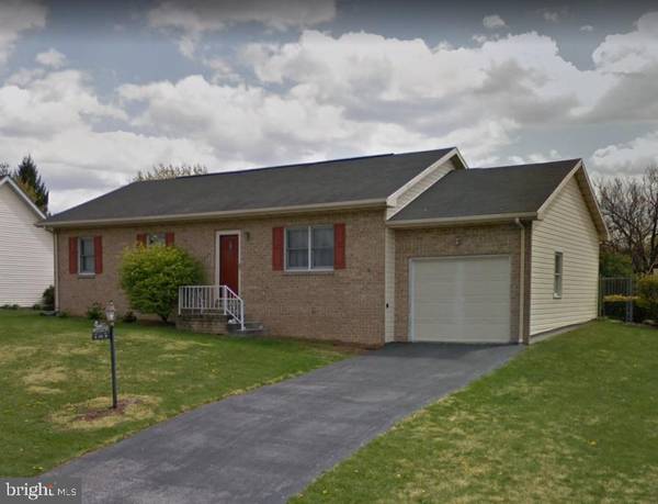 81 LION DR, Hanover, PA 17331