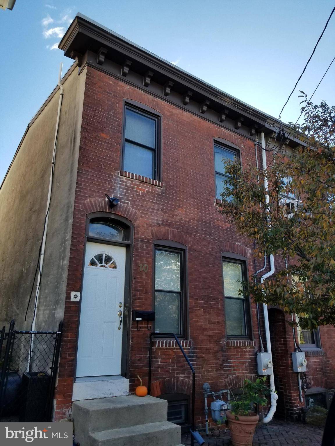 Wilmington, DE 19802,10 BUENA VISTA ST