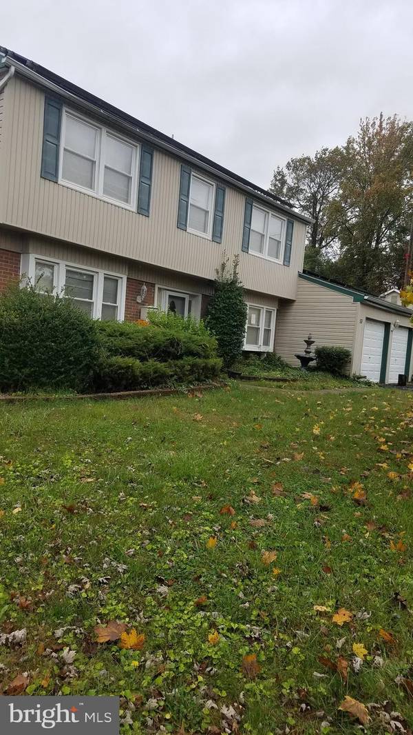 53 TWISTING LN, Willingboro, NJ 08046