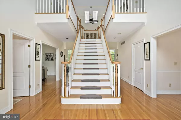 Titusville, NJ 08560,8 GRACE HILL CT