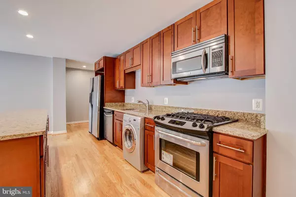 7333 NEW HAMPSHIRE AVE #104, Takoma Park, MD 20912