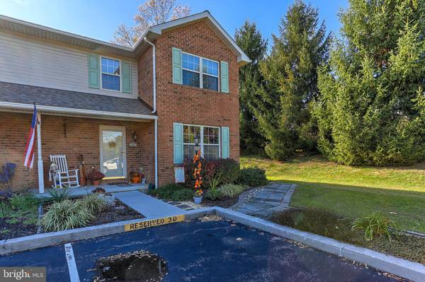 30 CRESCENT LN,  Littlestown,  PA 17340