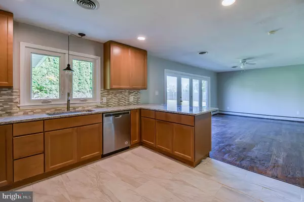 Westminster, MD 21157,102 HAHN RD