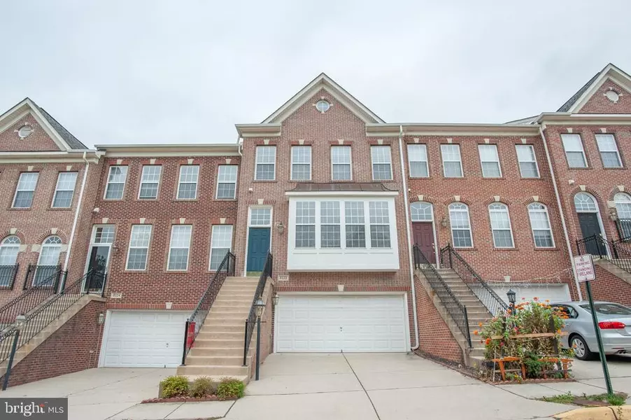 8222 GUNSTON COMMONS WAY, Lorton, VA 22079