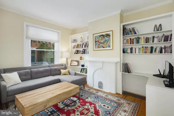 Philadelphia, PA 19130,821 N PENNOCK ST