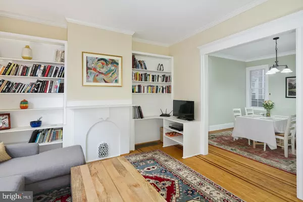 Philadelphia, PA 19130,821 N PENNOCK ST