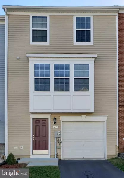 41 VENETIAN CT, Hedgesville, WV 25427