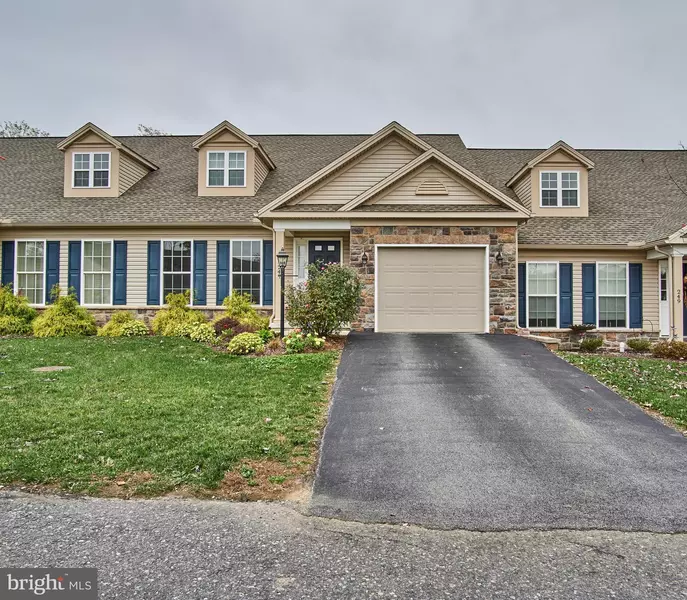 247 ALDENWOOD DR, Carlisle, PA 17015