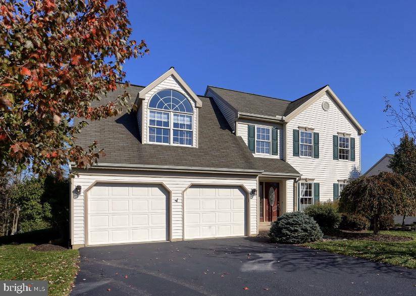 324 FARMLAND DR, Elizabethtown, PA 17022