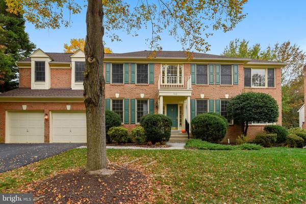 9312 BRAYMORE CIR, Fairfax Station, VA 22039